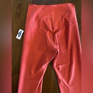 Old Navy Bright Pink Leggings, Size M- NWT! High-Rise